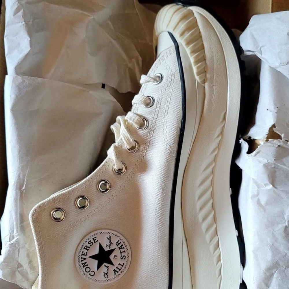 NWT Converse Cream High-Top Sneakers